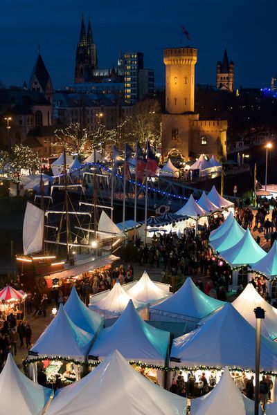 Kölner Hafen-Weihnachtsmarkt am Schokoladenmuseum ©www.hafen-weihnachtsmarkt.de